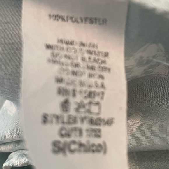 Vine & Love Ladies short sleeve blouse , size small. - Picture 4 of 4